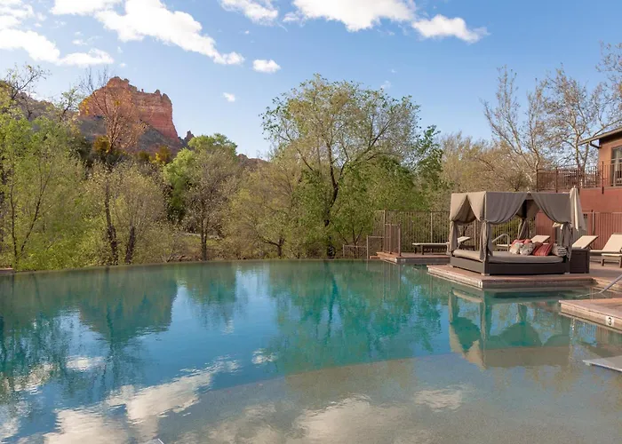 Amara & Resort 4*